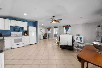 711 10th Street, Dickinson, TX 77539 - Photo 17