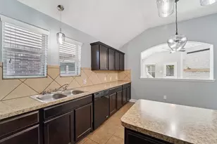 20219 Ray Falls Dr, Tomball, TX 77375 - Photo 9