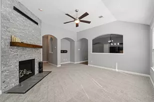 20219 Ray Falls Dr, Tomball, TX 77375 - Photo 5