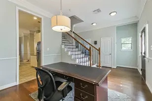 1919 Bittercreek Dr, Houston, TX 77042 - Photo 5