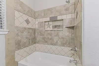 1919 Bittercreek Drive, Houston, TX 77042 - Photo 31