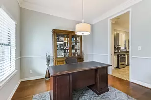 1919 Bittercreek Dr, Houston, TX 77042 - Photo 3