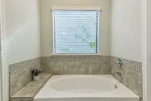 1919 Bittercreek Dr, Houston, TX 77042 - Photo 27