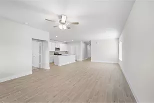 806 Alaska Cedar Dr, Crosby, TX 77532 - Photo 13