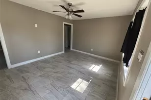 1503 Teanaway Ln, Houston, TX 77029 - Photo 5