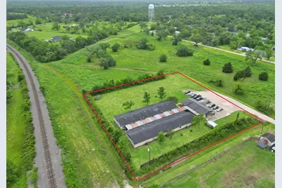 401 E Texas Street, Brazoria, TX 77422 - Photo 7