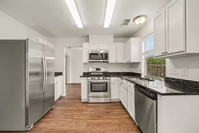 15923 Mission Glen Drive, Houston, TX 77083 - Photo 9