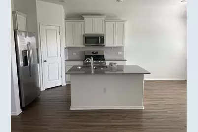 10537 Steinbeck Drive, Austin, TX 78747 - Photo 3