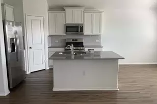 10537 Steinbeck Dr, Austin, TX 78747 - Photo 3