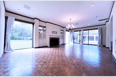 19 Windermere Lane, Houston, TX 77063 - Photo 11
