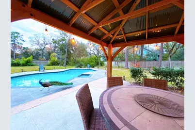 19 Windermere Lane, Houston, TX 77063 - Photo 1