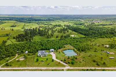 348 Private Road 77003, Liberty, TX 77575 - Photo 1