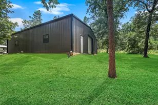 577 Winding River Rd, Oakhurst, TX 77364 - Photo 3