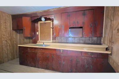 325 S 19th Street, Silsbee, TX 77656 - Photo 9