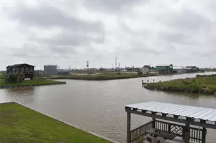 11 Chimaera Rd, Sargent, TX 77414 - Photo 29