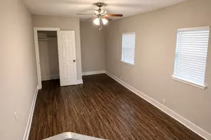 113 E Witcher Ln, Houston, TX 77076 - Photo 15