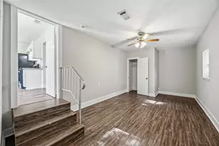 113 E Witcher Ln, Houston, TX 77076 - Photo 19