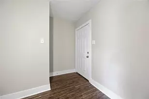 113 E Witcher Ln, Houston, TX 77076 - Photo 11