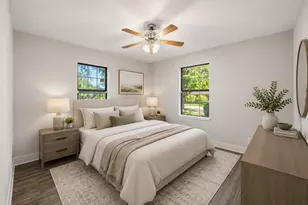 113 E Witcher Ln, Houston, TX 77076 - Photo 3