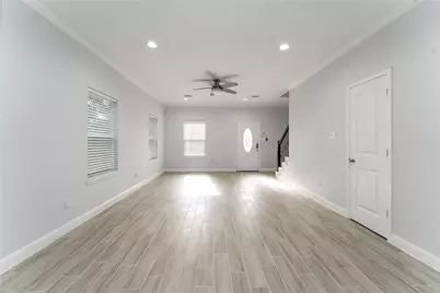 9032 Jutland Road #B, Houston, TX 77033 - Photo 11