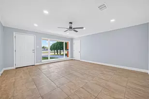 6846 Beechnut St, Houston, TX 77074 - Photo 7