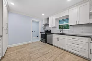 6846 Beechnut St, Houston, TX 77074 - Photo 17