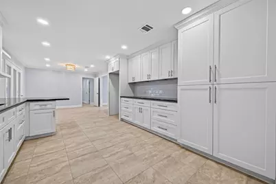 6846 Beechnut Street, Houston, TX 77074 - Photo 19