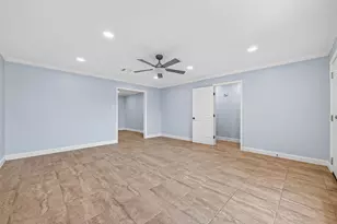 6846 Beechnut St, Houston, TX 77074 - Photo 9