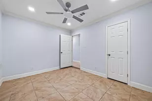 6846 Beechnut St, Houston, TX 77074 - Photo 23