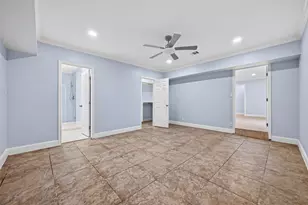 6846 Beechnut St, Houston, TX 77074 - Photo 35