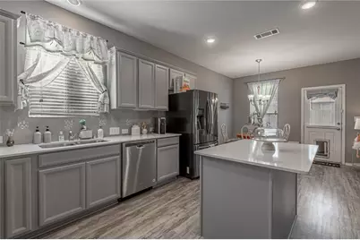 2068 Lost Timbers Drive, Conroe, TX 77304 - Photo 7