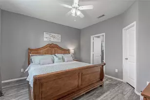 2068 Lost Timbers Dr, Conroe, TX 77304 - Photo 9