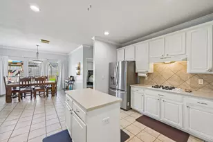2613 Broussard Ct, Seabrook, TX 77586 - Photo 17