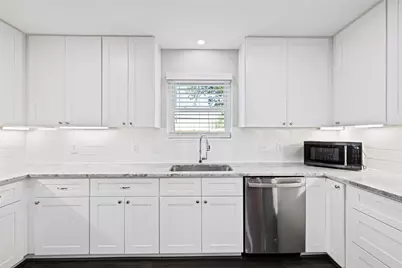 202 Basswood Drive, Spring, TX 77386 - Photo 5