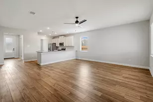 15761 Bayberry Trce Dr, Conroe, TX 77303 - Photo 3