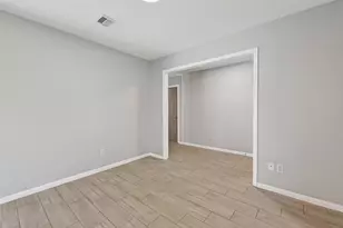 14035 Utopia Dr, Sugar Land, TX 77498 - Photo 7