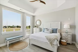 13415 Binnacle Way, Galveston, TX 77554 - Photo 15