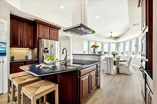 13415 Binnacle Way, Galveston, TX 77554 - Photo 7