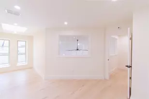 727 Bunker Hill Rd, Houston, TX 77024 - Photo 29