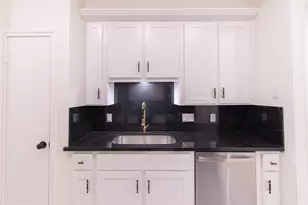 727 Bunker Hill Rd, Houston, TX 77024 - Photo 13