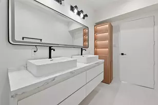 9022 Ferdinand St, Houston, TX 77051 - Photo 19