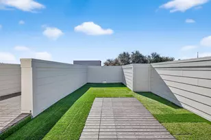 9022 Ferdinand St, Houston, TX 77051 - Photo 23