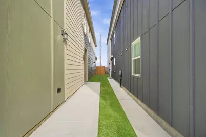 19114 Sears Drive, Houston, TX 77338 - Photo 3