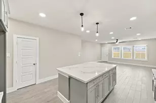 19114 Sears Dr, Houston, TX 77338 - Photo 9