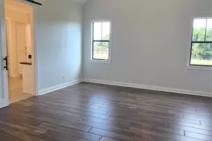 370 Spring Creek Rd, Brenham, TX 77833 - Photo 9