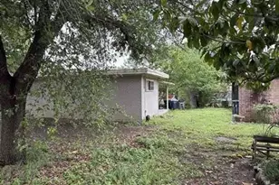 4904 Virgil St, Fort Worth, TX 76119 - Photo 3