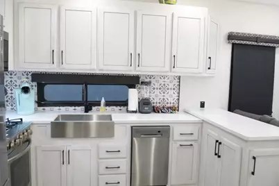 93 Swallow Street, Palacios, TX 77465 - Photo 11