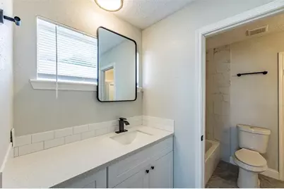 10723 Thorncliff Drive, Humble, TX 77396 - Photo 15