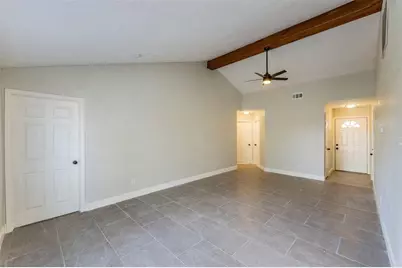10723 Thorncliff Drive, Humble, TX 77396 - Photo 5