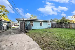 12225 Dumas St, Houston, TX 77034 - Photo 17
